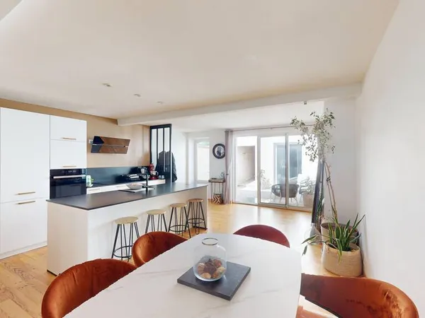 Maison 6 pièces 150 m²