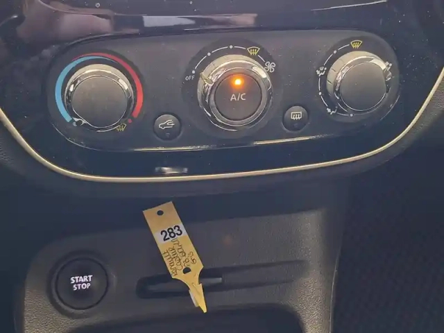 Renault Captur dci 90 e6c — photo 43