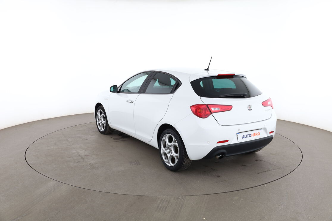 Alfa Romeo Giulietta 1.6 JTDM Super — photo 3