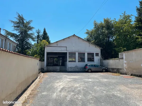 Local entrepôt