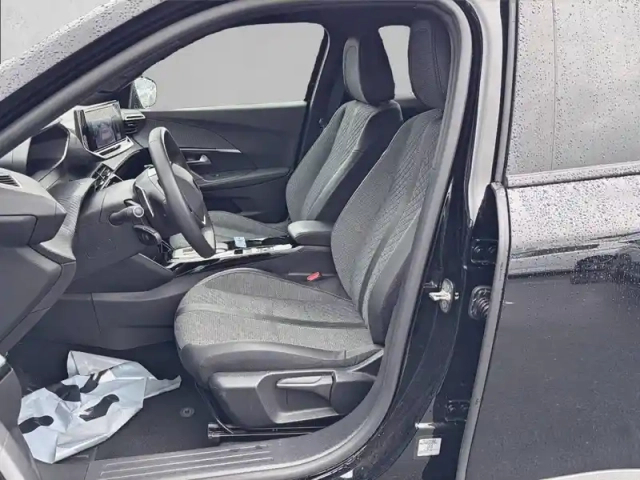 Peugeot 2008 puretech 130 s&amp;s eat8 — photo 38