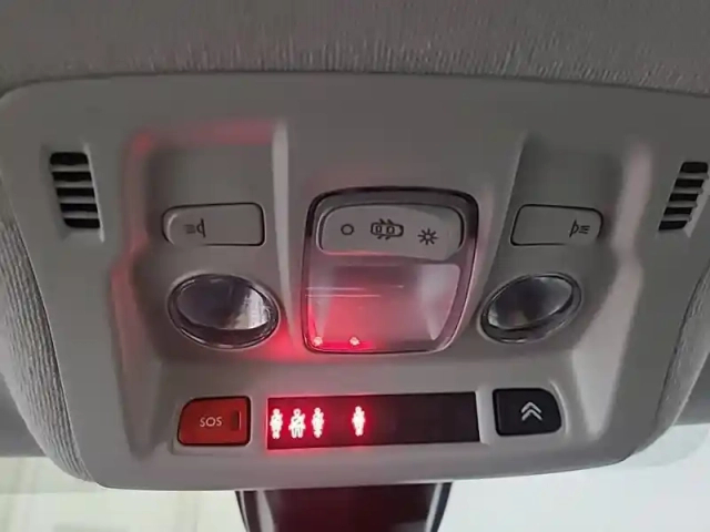 Citroën C3 bluehdi 100 s&amp;s bvm6 auto ecole — photo 17