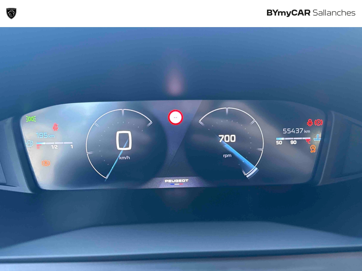 Peugeot 208 100 S&amp;S BVM6 — photo 30