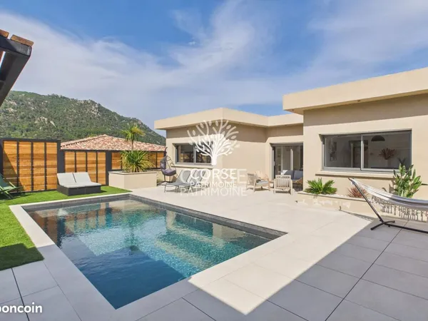 Villa 4 pièces 109 m²