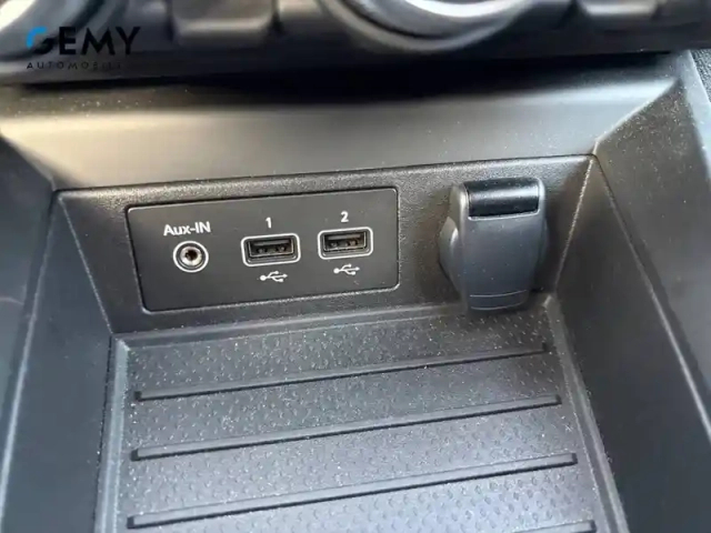 Renault Zoé zoe r135 - my22 — photo 24