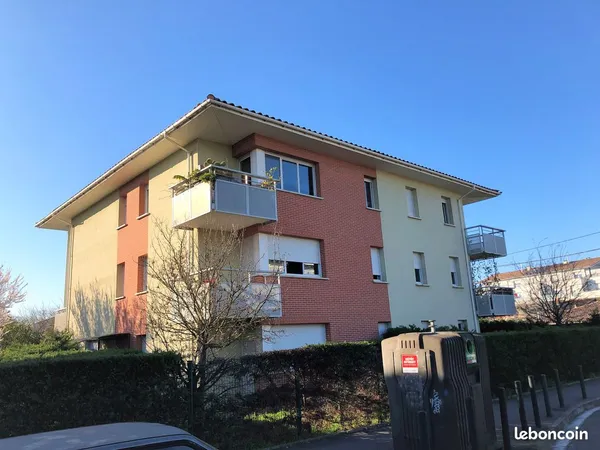 T2 Lumineux 39m² - 500m métro 3 cocus