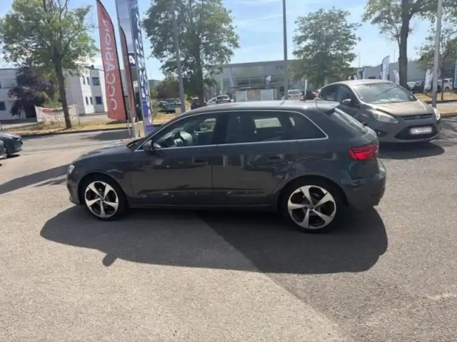 Audi A3 sportback 1.4 tfsi cod 150ch design luxe s tronic 7 — photo 8