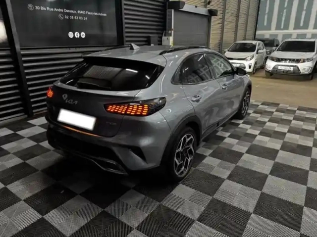 Kia Xceed 1.5 t-gdi 160ch gt-line premium dct7 — photo 4