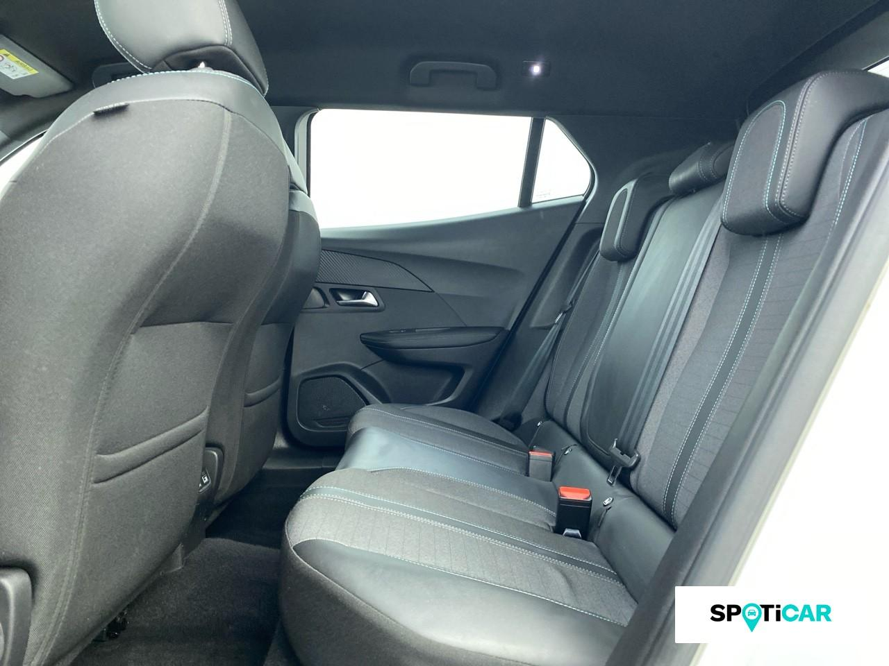 Peugeot 2008 1.2 puretech 130ch s&s allure pack eat8 — photo 10