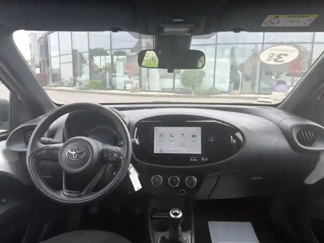 Toyota Aygo 1.0 vvt-i 72 dynamic — photo 10