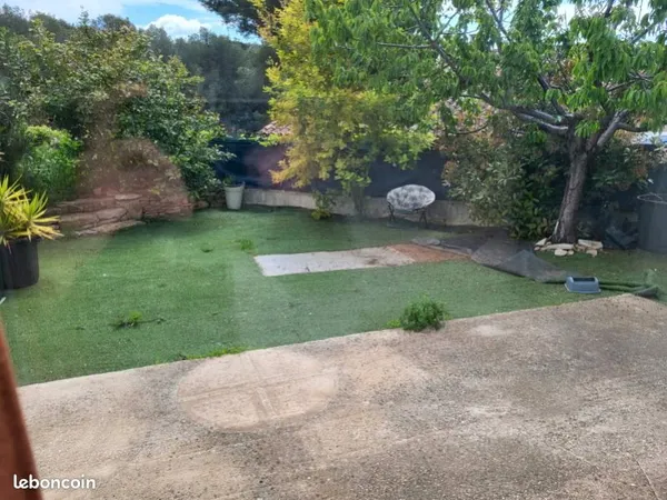 Loue petit T1 28 M2 grand jardin