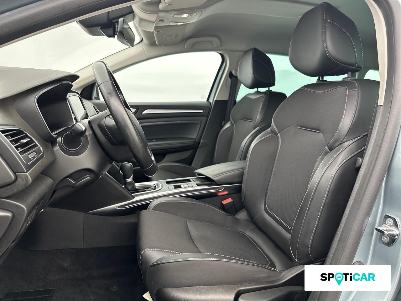 Renault Megane estate 1.6 e-tech plug-in 160ch techno — photo 9