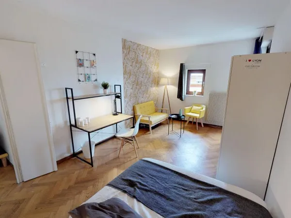 332 Garibaldi - Chambre 1