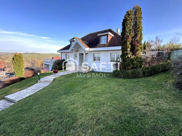 Maison individuelle de 252 m²