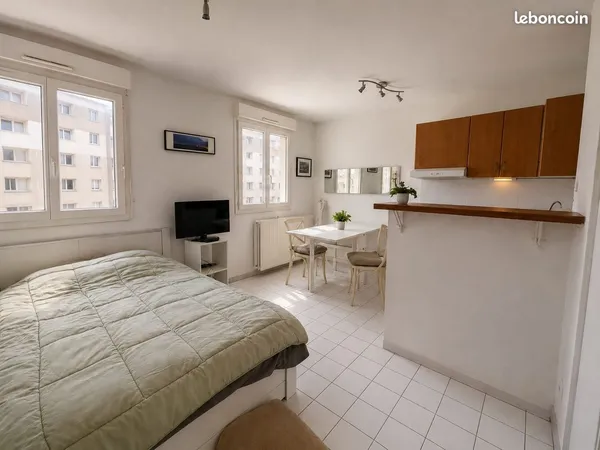 Studio 1 pièce 26 m²