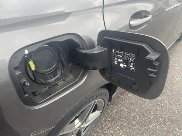 Mercedes Classe B 250 e amg line — photo 13