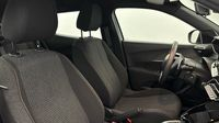 Peugeot 2008 1.2 Hybrid 145ch Style e-DCS6 — photo 15