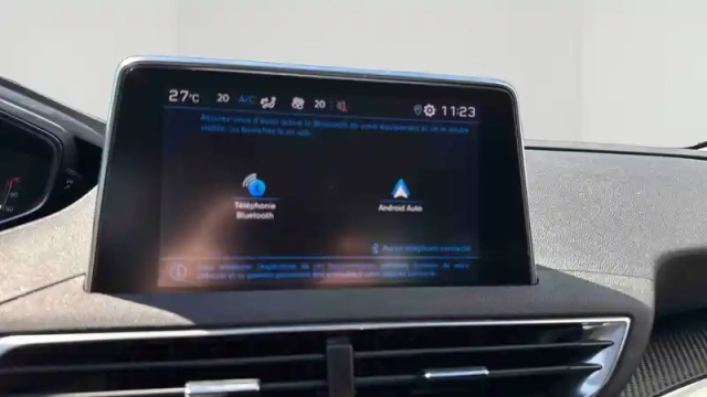 Peugeot 5008 puretech 130ch s&amp;s bvm6 — photo 15