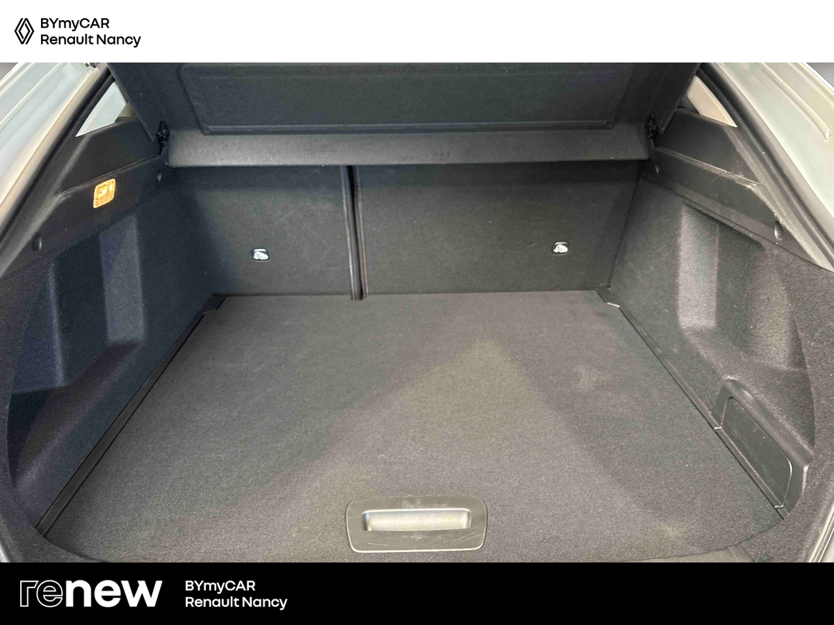 Renault Arkana E-Tech hybride 145 - 22 — photo 13