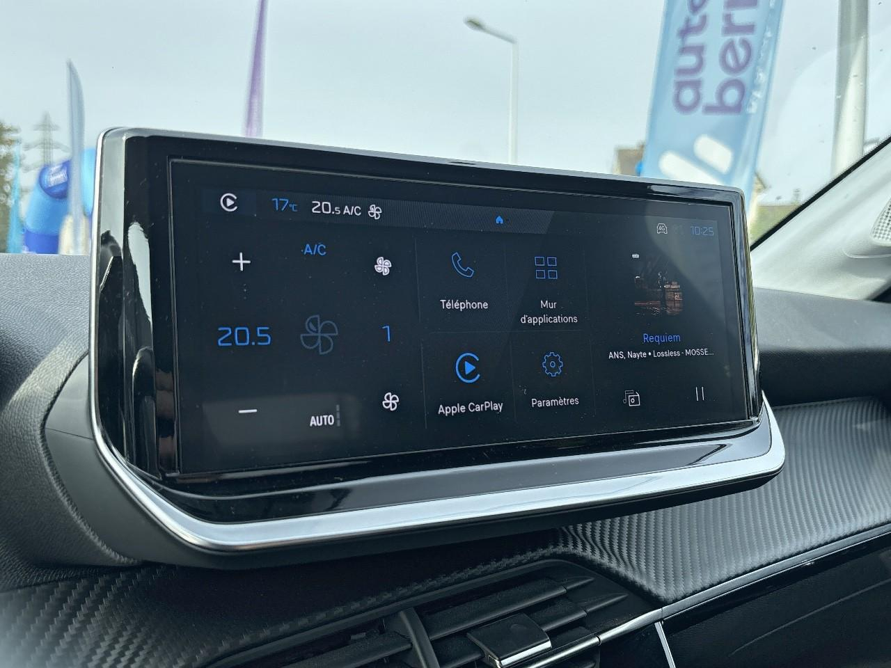 Peugeot 208 1.2 hybrid 110ch allure e-dcs6 — photo 32