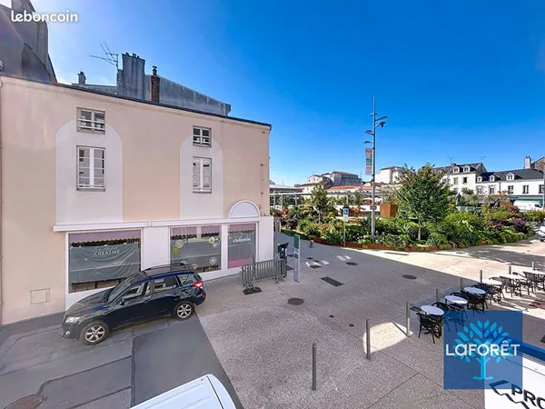 Appartement 2 pièces 64 m²