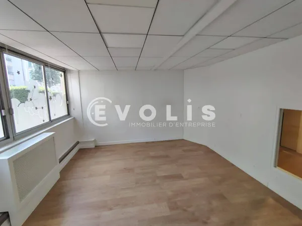Bureaux 350 m²