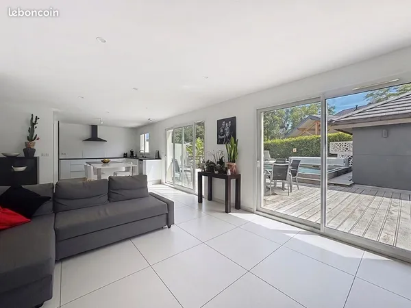 Maison 5 pièces 138 m²