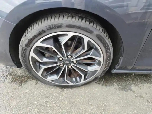 Ford Focus 1.0 ecoboost 125ch st-line — photo 27