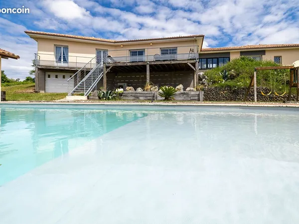 Propriété 7 pièces 170 m²