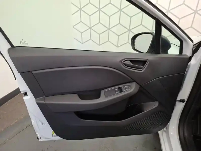 Renault Clio sce 65 — photo 25