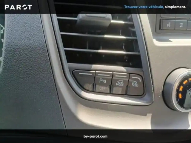 Ford Transit fourgon fg t310 l2h2 2.0 ecoblue 130ch ambiente — photo 16