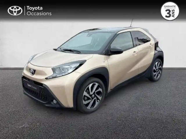 Toyota Aygo X 1.0 vvt-i 72ch design my24 — photo 1