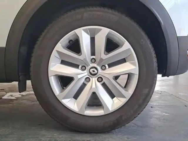 Renault Captur tce 140 - 21 — photo 10