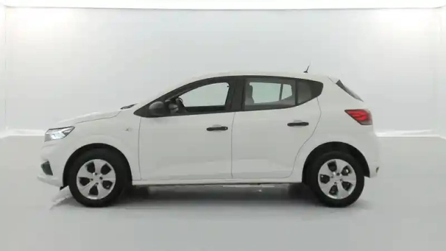 Dacia Sandero eco-g 100 - 22 — photo 11