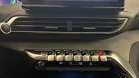 Peugeot 3008 HYBRID 225ch GT e-EAT8 — photo 26