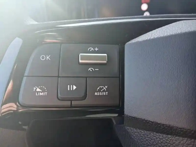 Opel Combo cargo m 650 kg bluehdi 100 s&amp;s bvm6 — photo 61