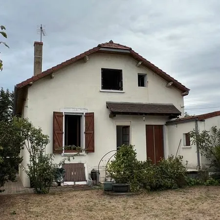 Maison individuelle à moulins