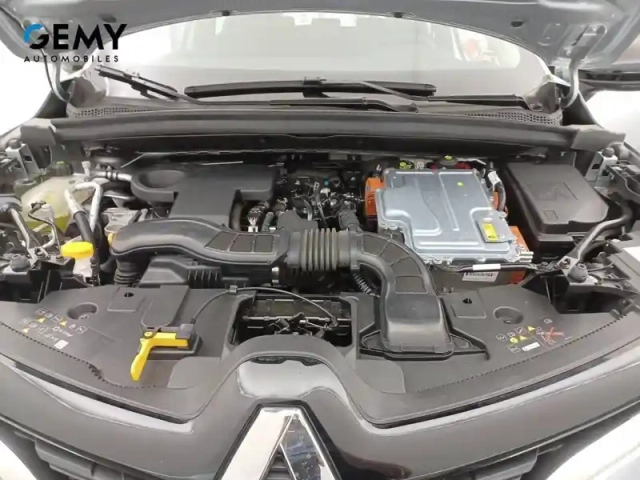 Renault Captur e-tech 145 - 21 — photo 20