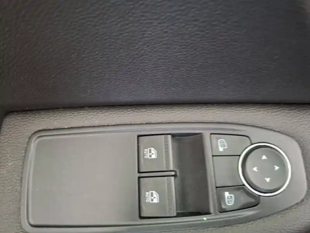 Renault Clio tce 90 - 21n — photo 40