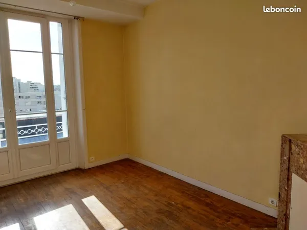 Centre ville, Liberté, près Halles, T2, parfait état, 37 m²