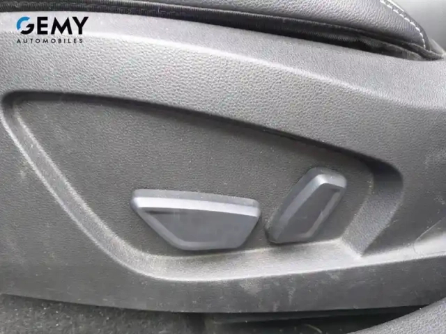 Renault Captur tce 130 edc fap — photo 13