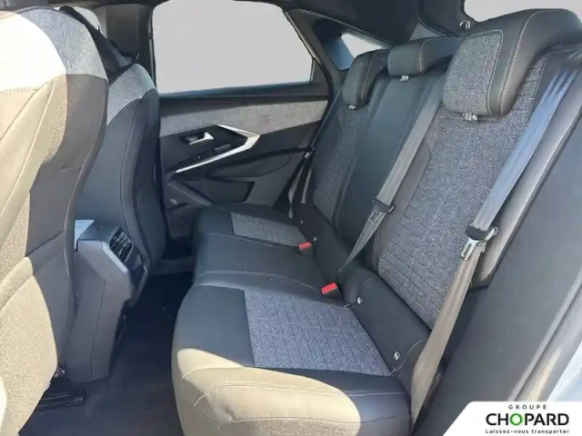 Peugeot 3008 plug-in hybrid 195 e-dcs7 — photo 18