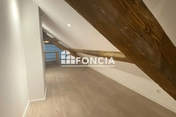 Appartement 2 pièces 67 m²