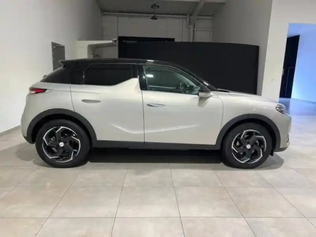 Ds Ds 3 crossback e-tense grand chic 4cv — photo 4