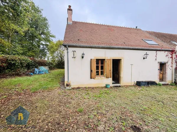 Maison de caractère avec dépendance aménagée