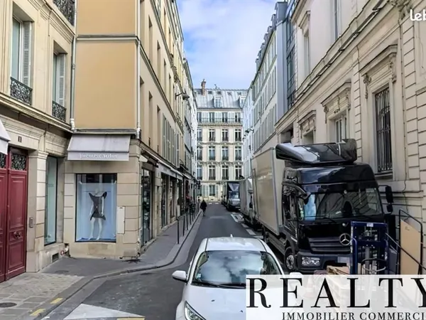 Local commercial 290 m²