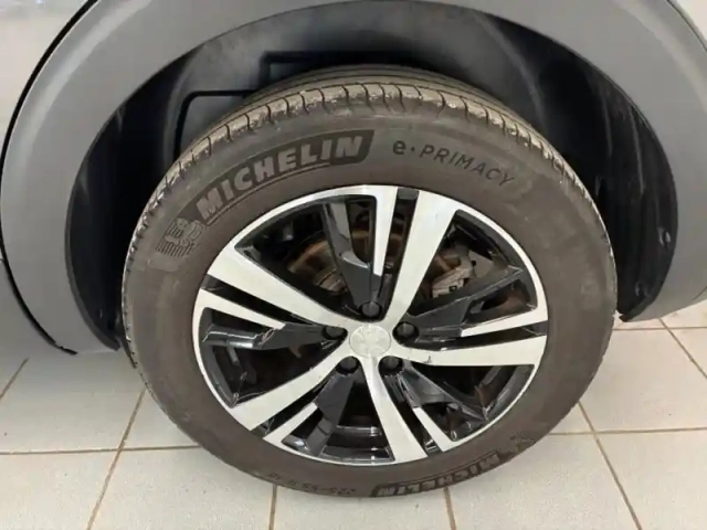 Peugeot 5008 1.2 puretech 130ch s&amp;s gt eat8 — photo 5