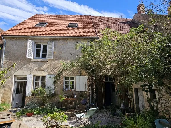 Maison 12 pièces 284 m²