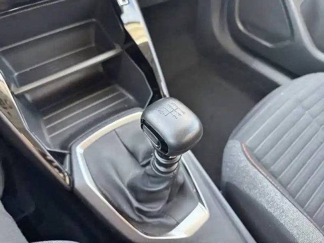 Peugeot 2008 puretech 100 s&amp;s bvm6 — photo 58
