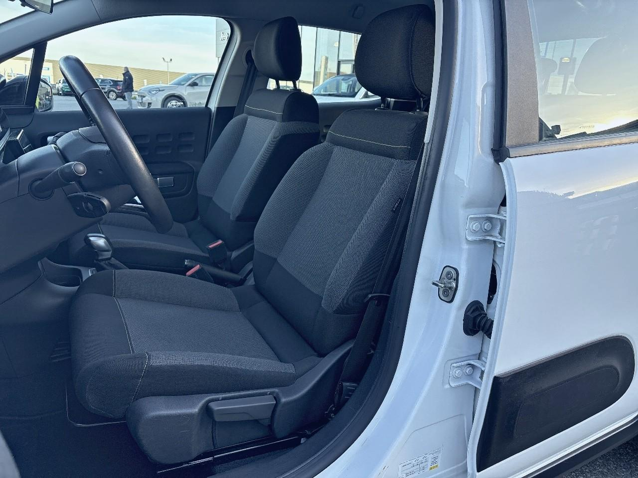 Citroën C3 1.2 puretech 110ch s&s shine eat6 — photo 9